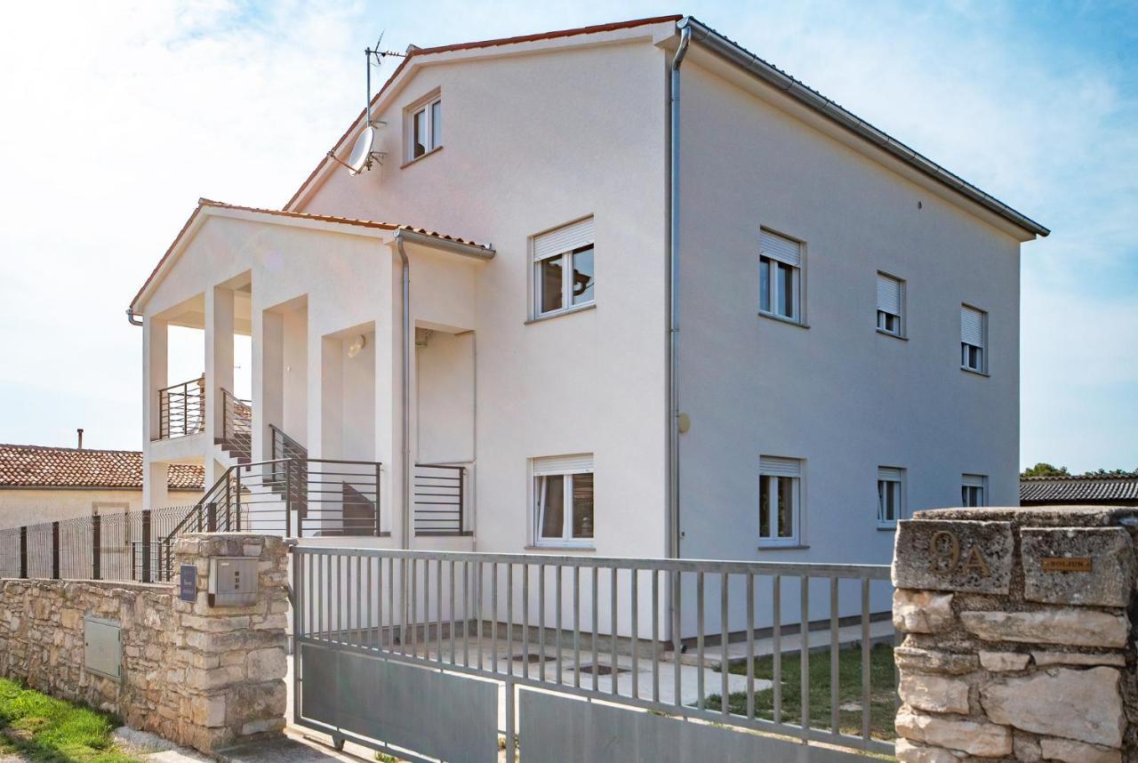 Villa Alexandria Ližnjan エクステリア 写真